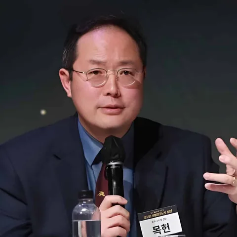 Kenneth H. Mok